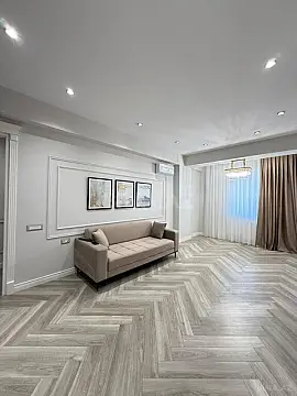 Satılır 2 otaqlı mənzil 70 m²