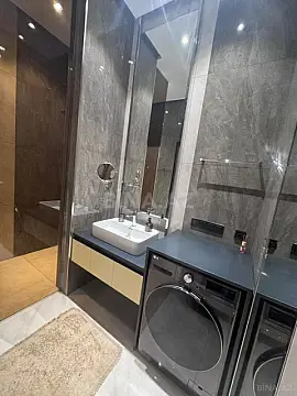 Satılır 1 otaqlı mənzil 42 m²