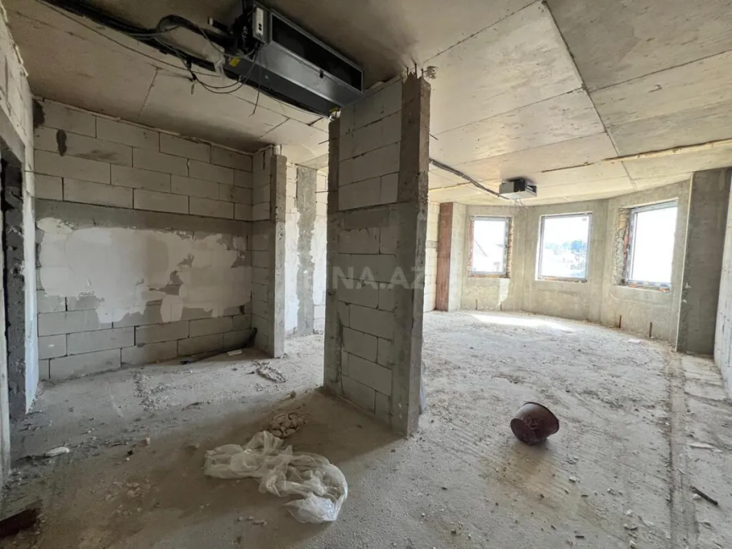 Satılır 1 otaqlı mənzil 63 m²