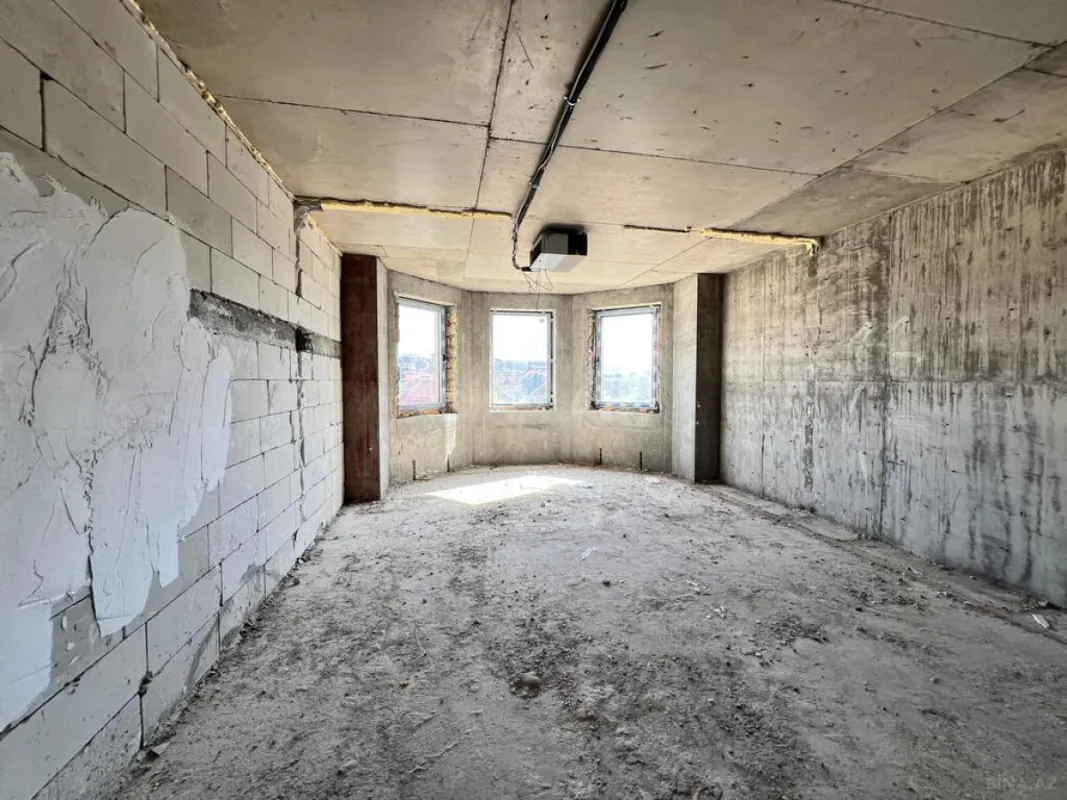 Satılır 1 otaqlı mənzil 63 m²