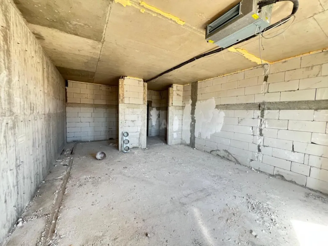 Satılır 1 otaqlı mənzil 63 m²