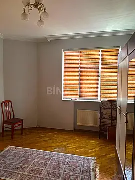 Satılır 3 otaqlı mənzil 125 m²