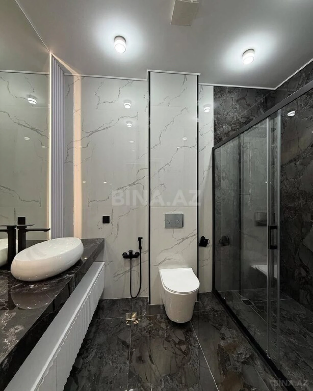 Kirayə verilir 3 otaqlı mənzil 115 m²