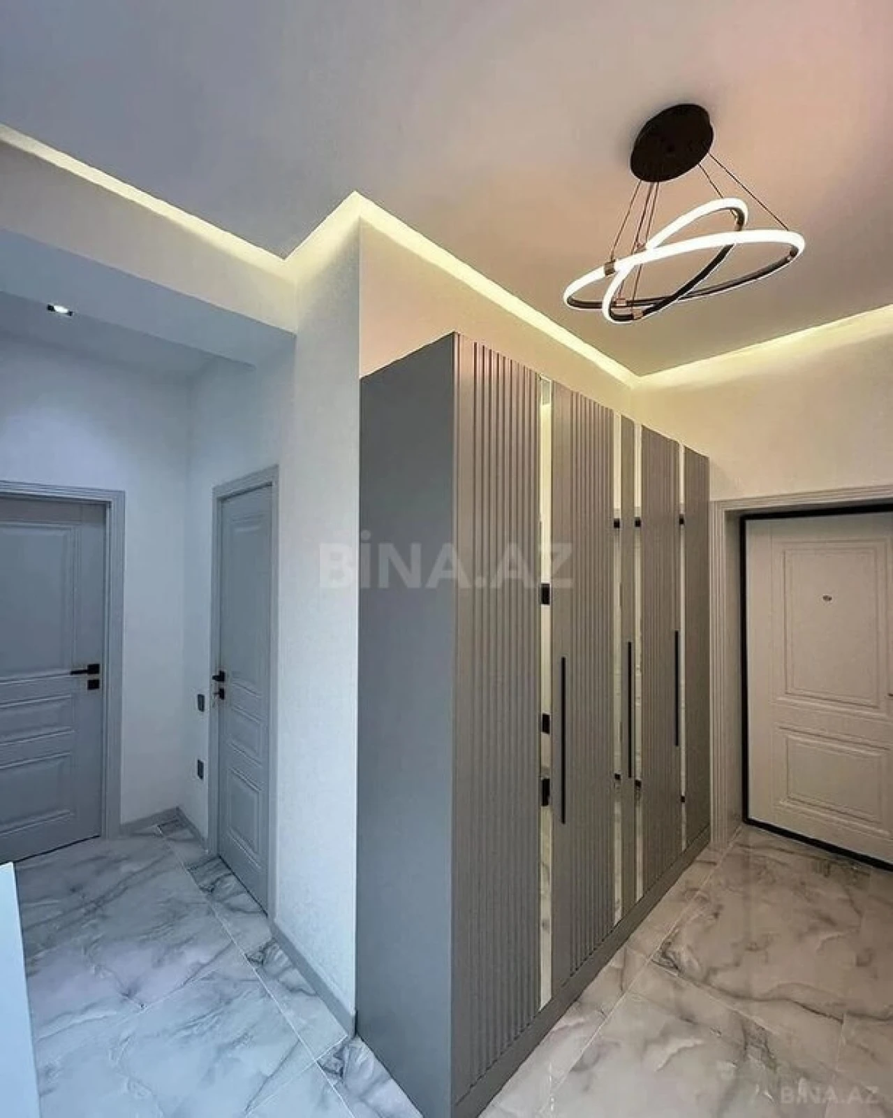 Kirayə verilir 2 otaqlı mənzil 80 m²