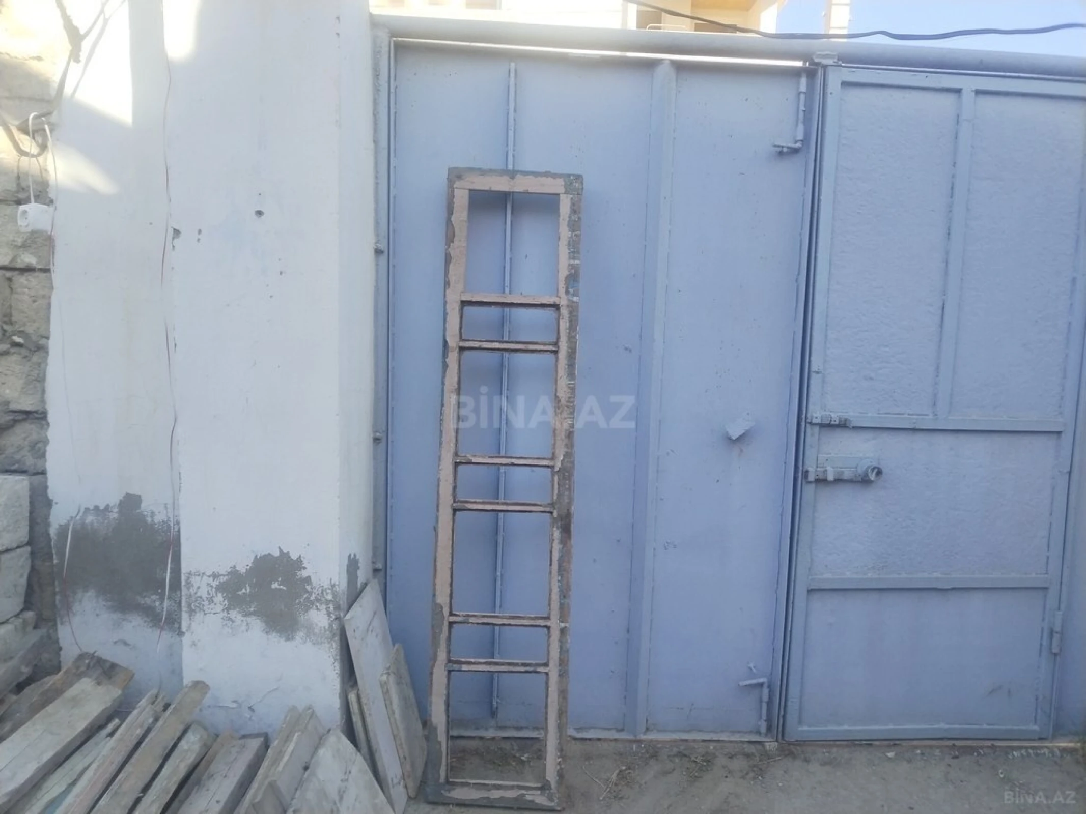 Satılır torpaq sahəsi 2 m²