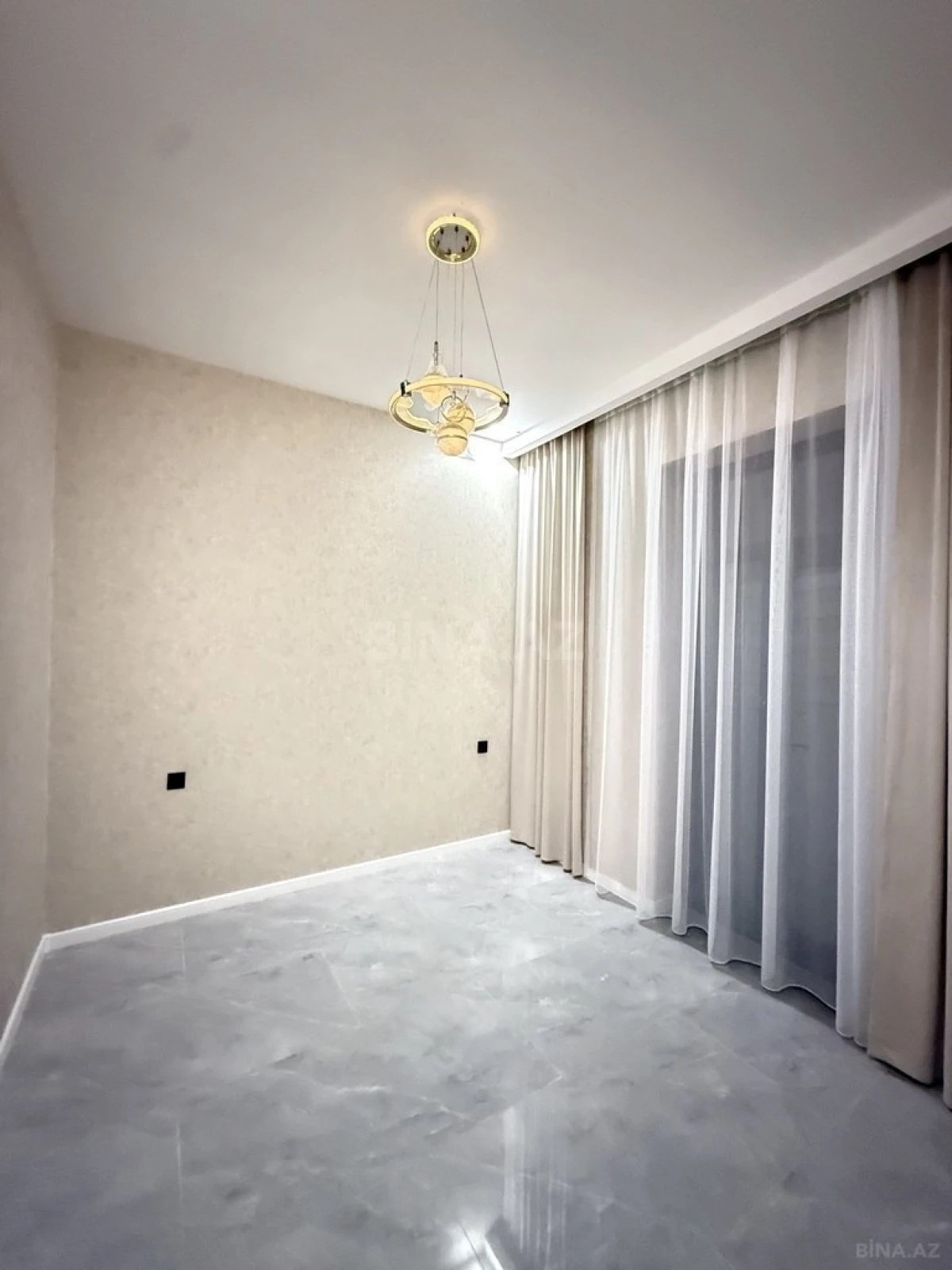 Satılır 4 otaqlı həyət evi 130 m²