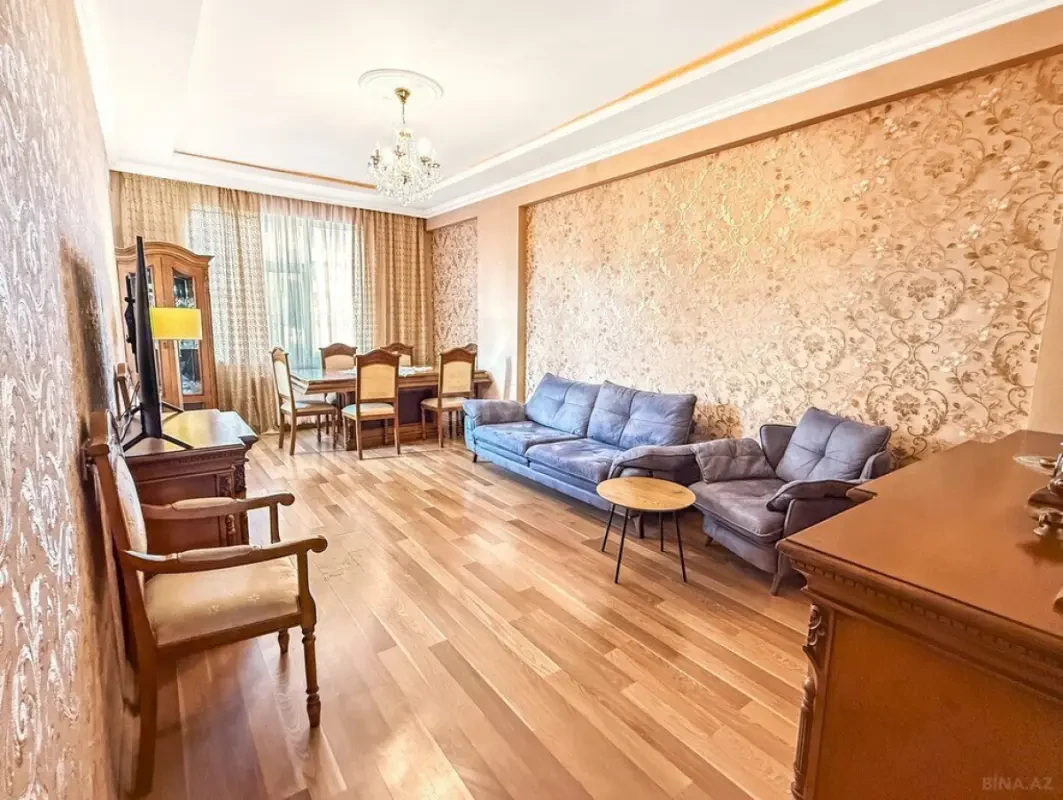 Satılır 3 otaqlı mənzil 120 m²