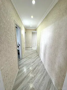 Satılır 2 otaqlı mənzil 109 m²