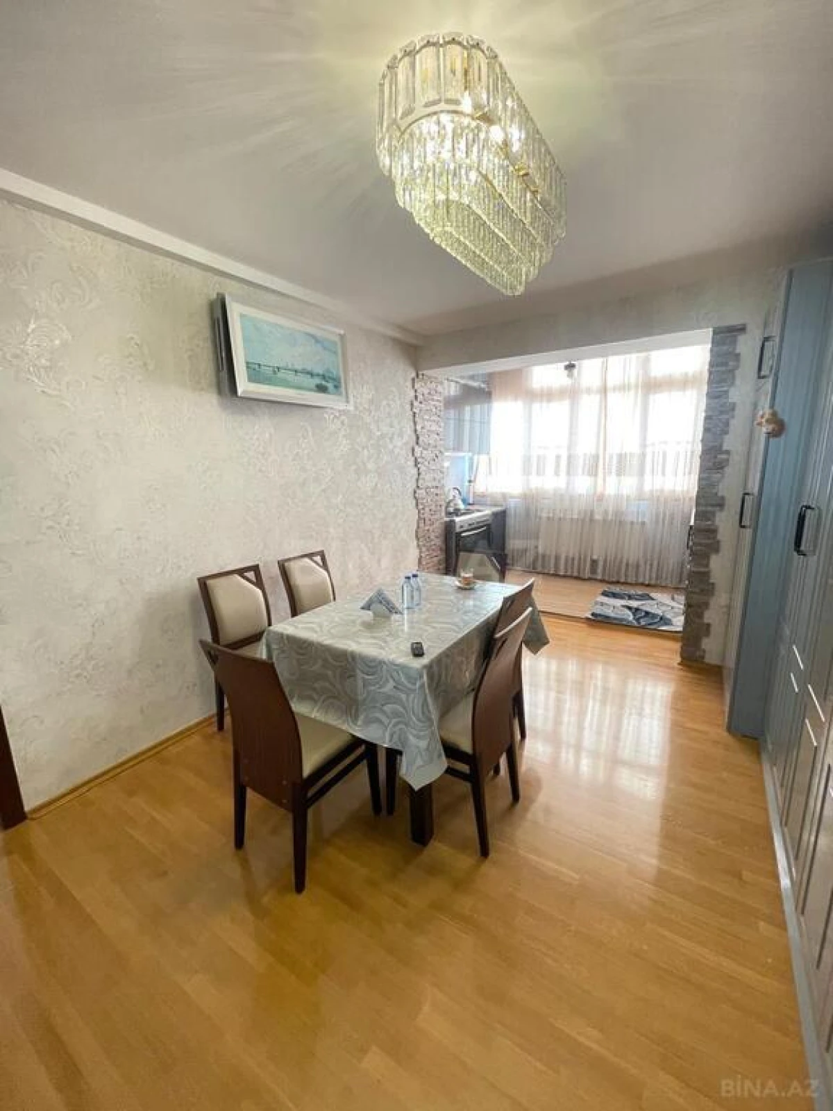 Satılır 3 otaqlı mənzil 101 m²