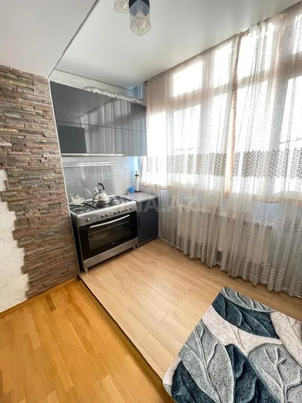 Satılır 3 otaqlı mənzil 101 m²