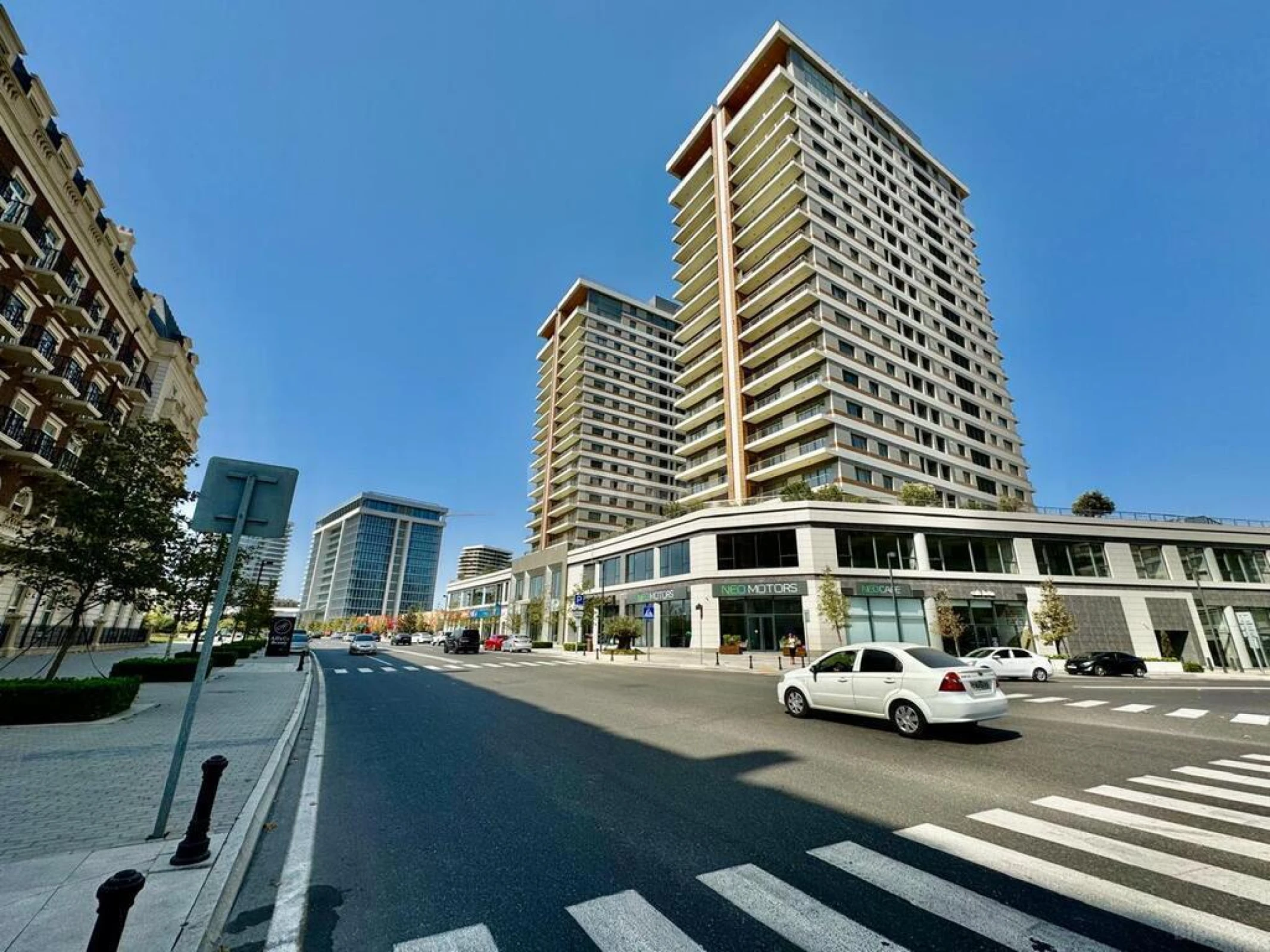 Satılır 3 otaqlı mənzil 110 m²