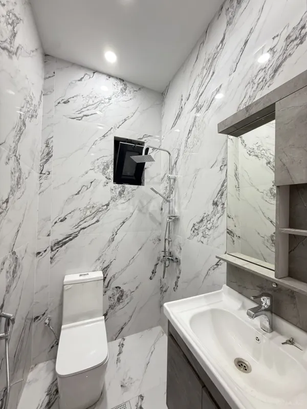 Satılır 4 otaqlı həyət evi 140 m²