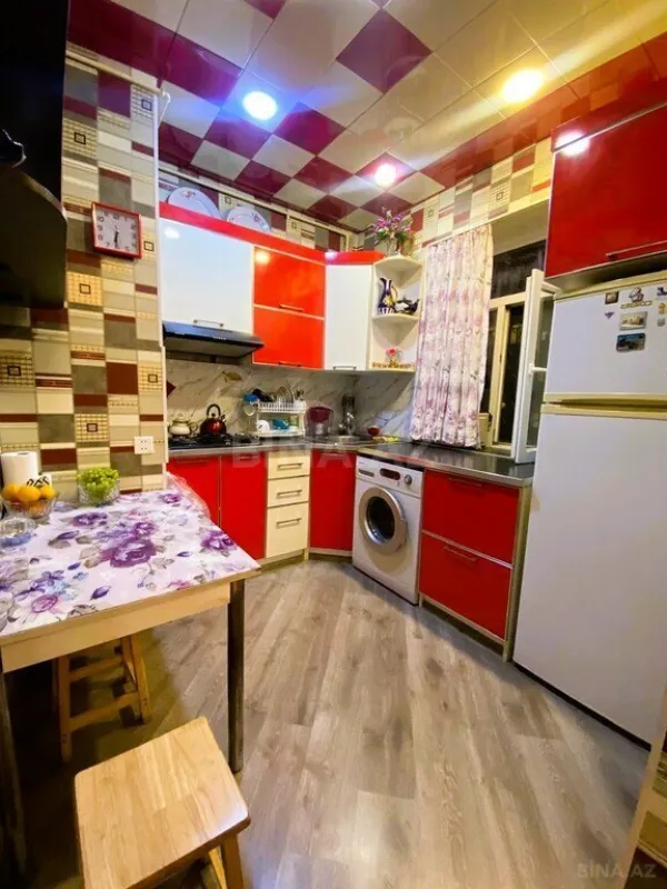 Satılır 3 otaqlı mənzil 70 m²