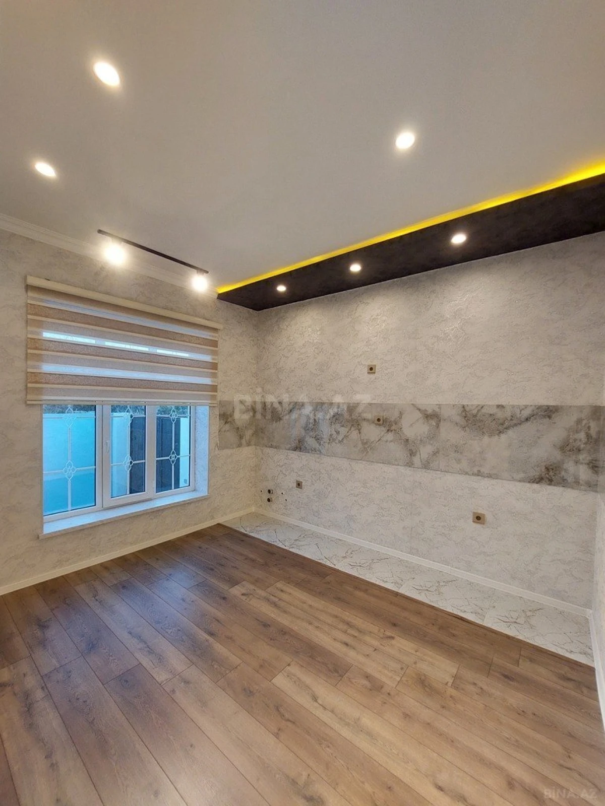 Satılır 4 otaqlı həyət evi 110 m²