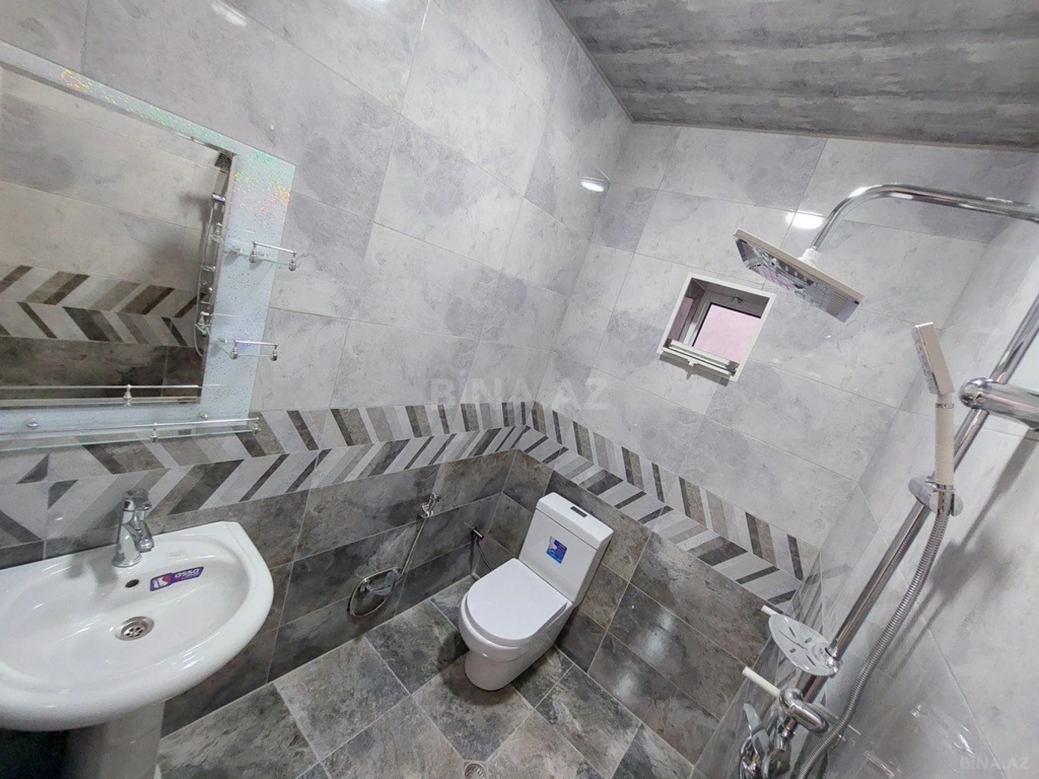 Satılır 4 otaqlı həyət evi 110 m²