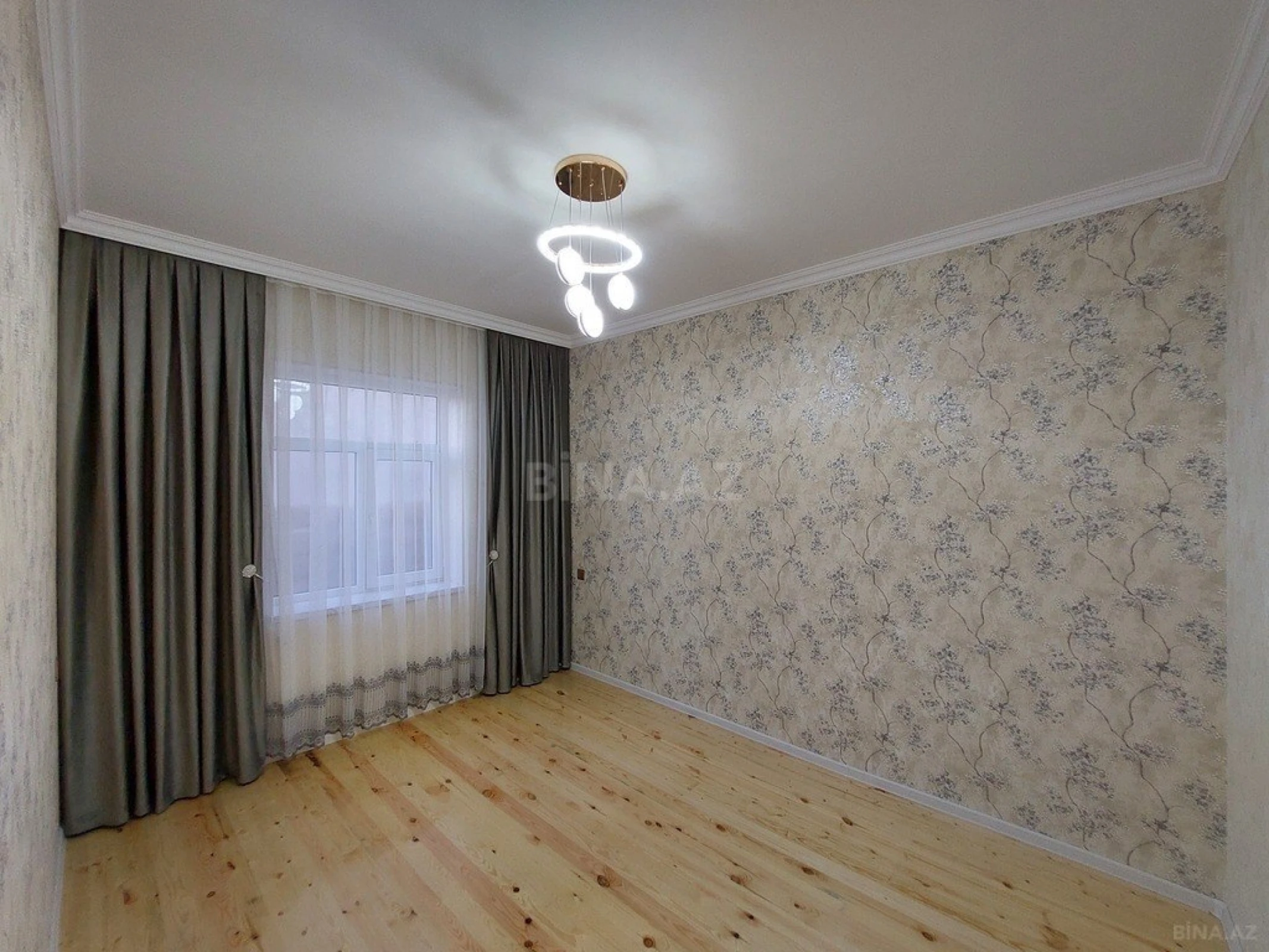 Satılır 3 otaqlı həyət evi 100 m²