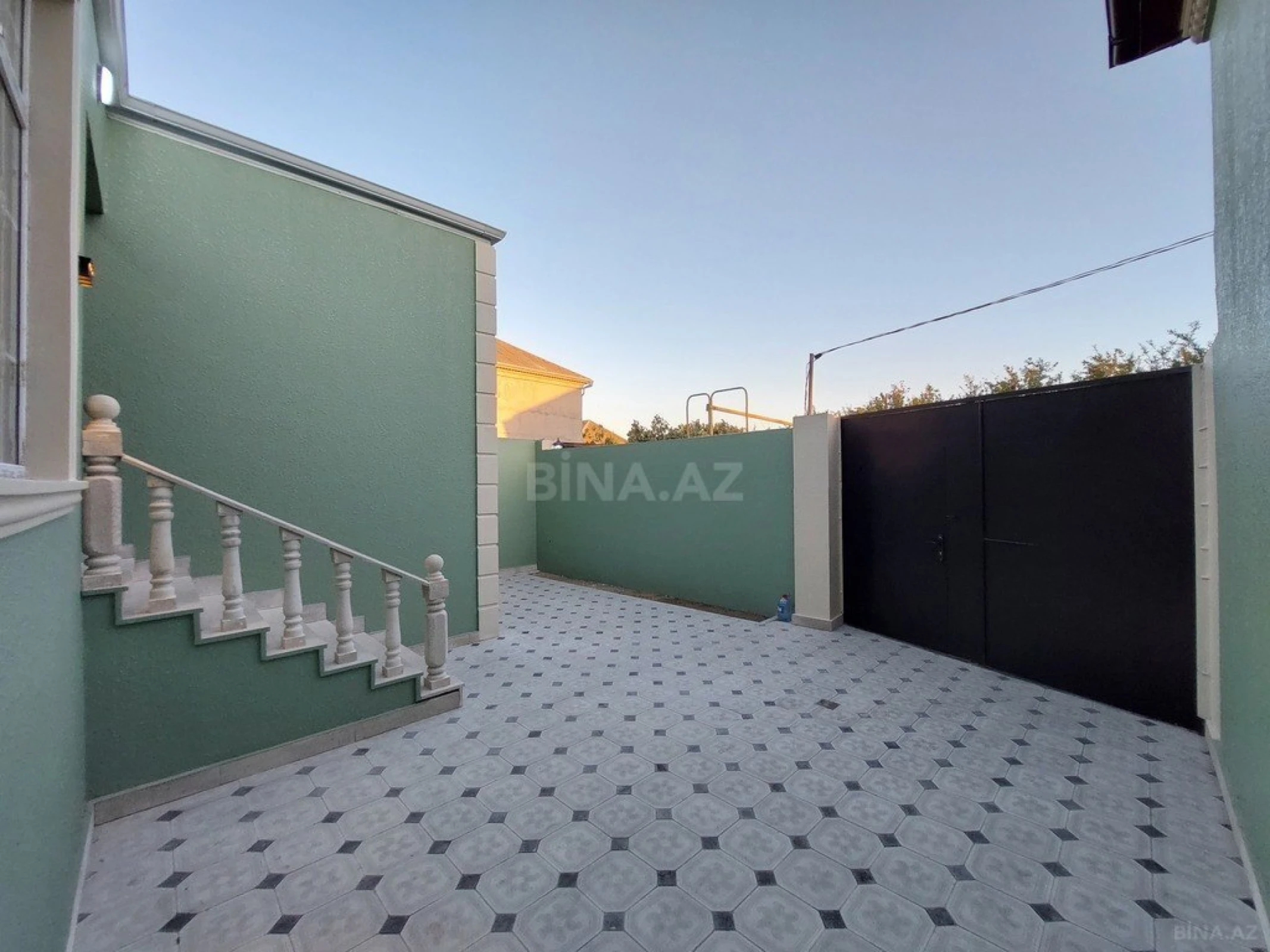 Satılır 3 otaqlı həyət evi 100 m²