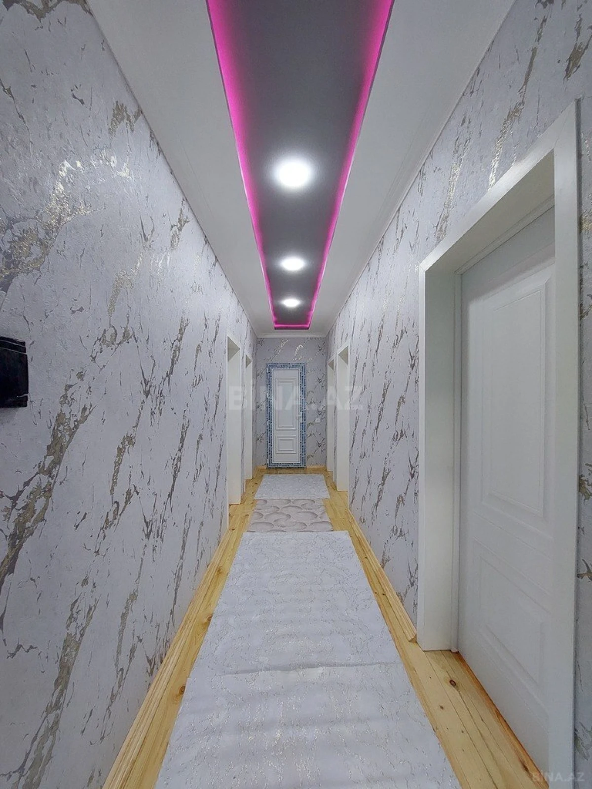 Satılır 4 otaqlı həyət evi 200 m²