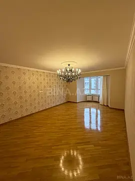 Satılır 3 otaqlı mənzil 138 m²
