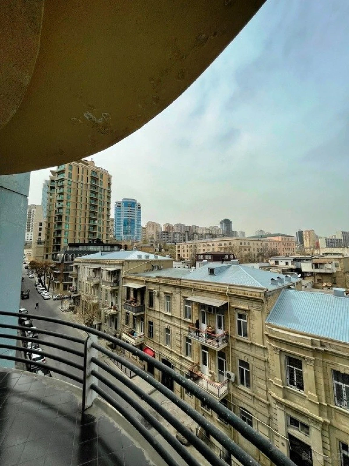 Kirayə verilir obyekt 2000 m²