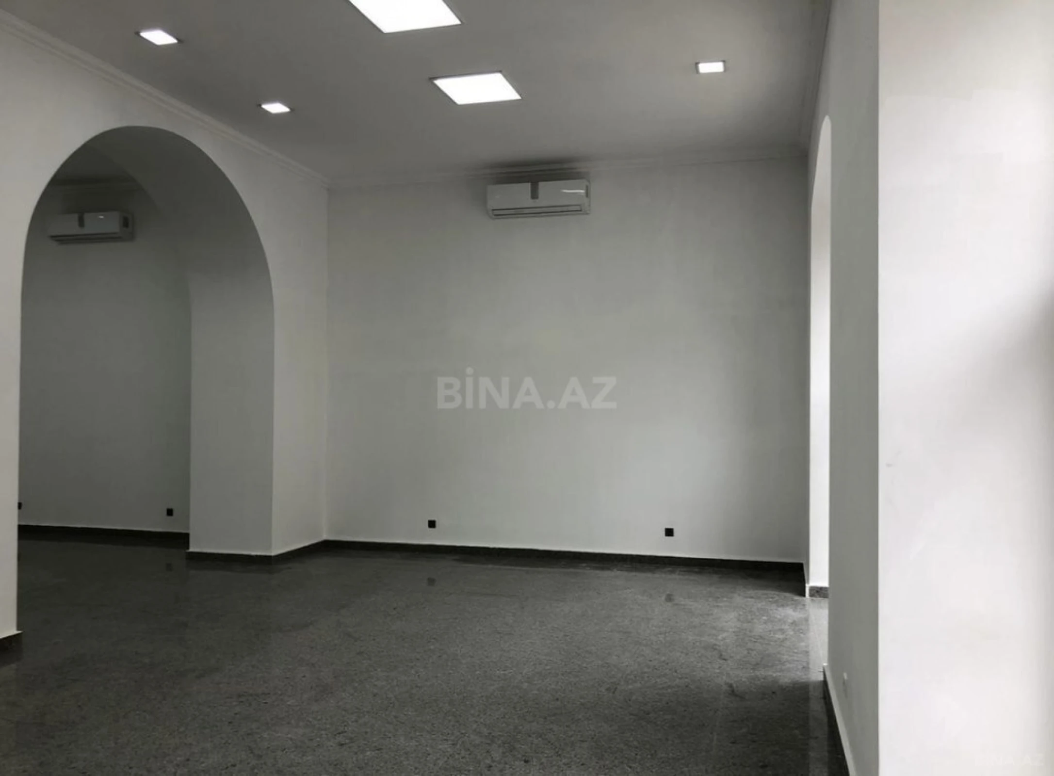 Kirayə verilir obyekt 157 m²