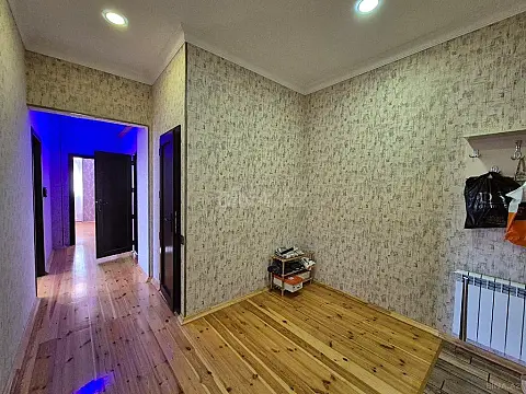 Satılır 2 otaqlı mənzil 80 m²