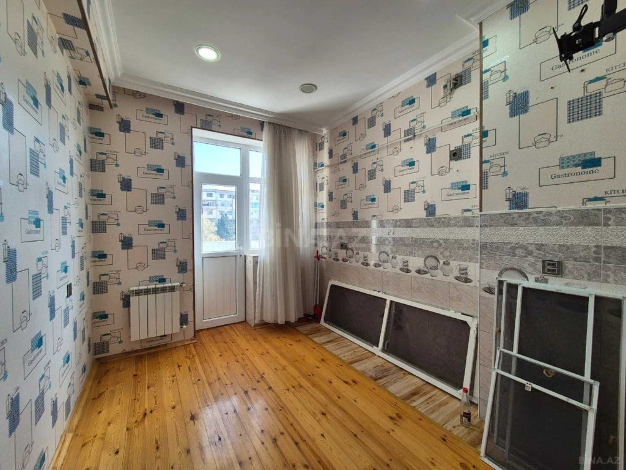 Satılır 2 otaqlı mənzil 80 m²