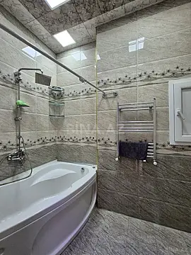 Satılır 2 otaqlı mənzil 80 m²
