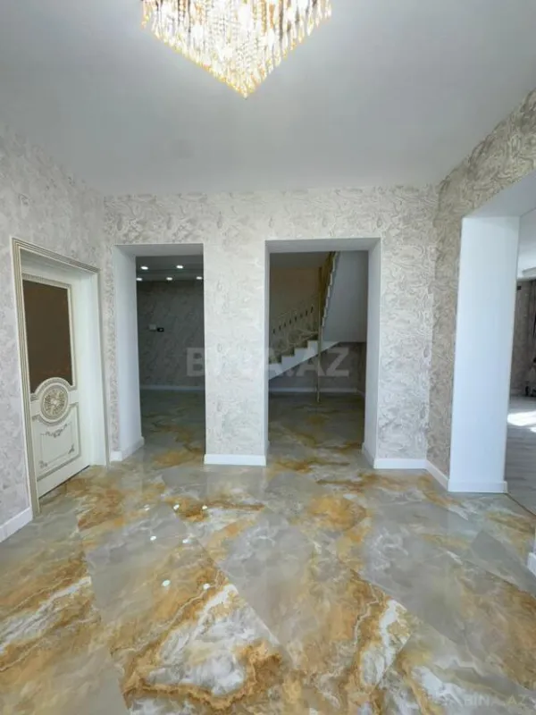 Satılır 4 otaqlı həyət evi 330 m²