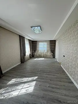 Satılır 4 otaqlı həyət evi 330 m²