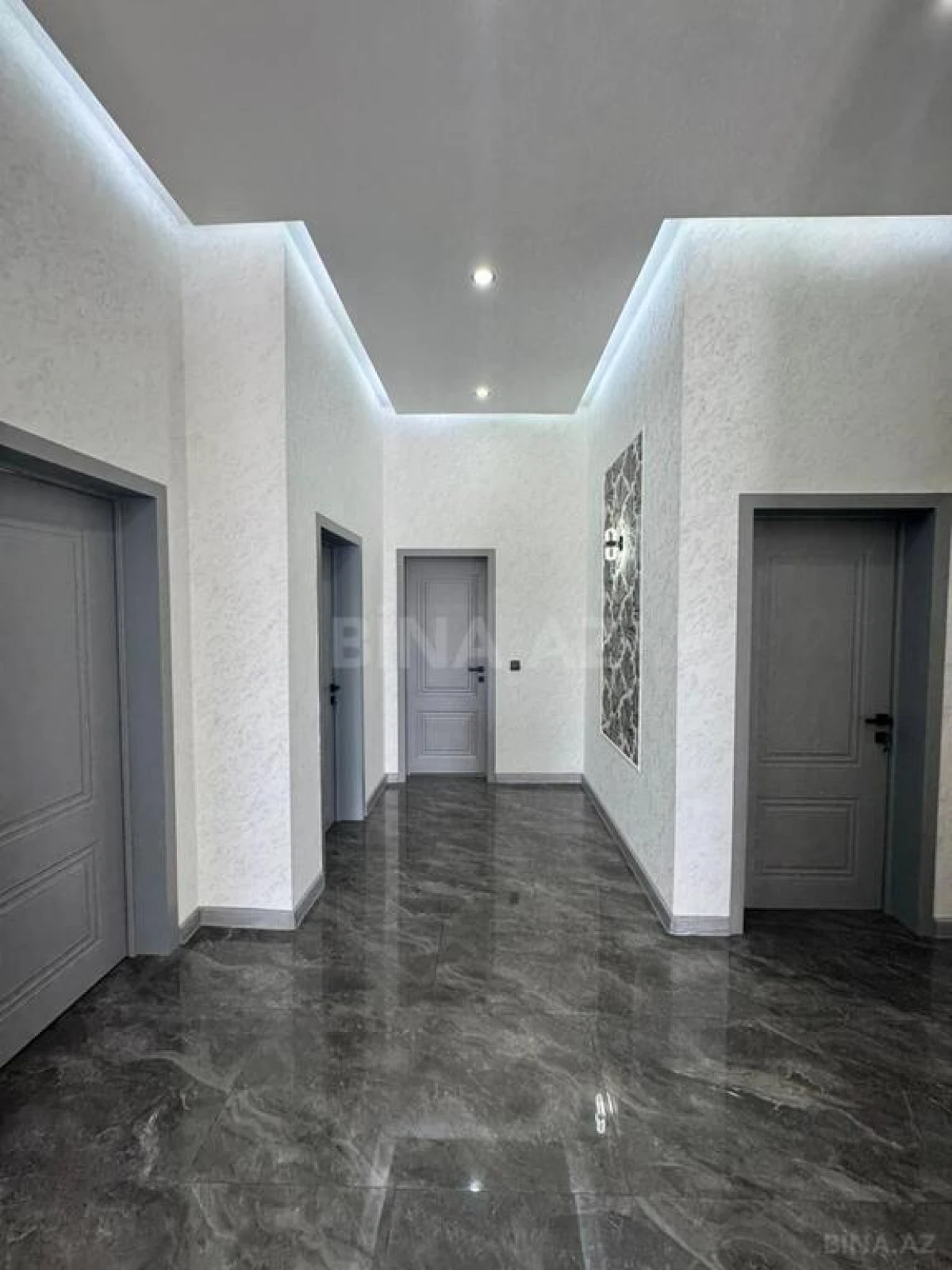 Satılır 4 otaqlı həyət evi 150 m²