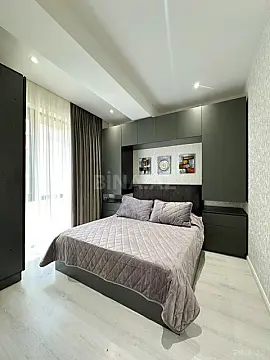Satılır 2 otaqlı mənzil 52 m²