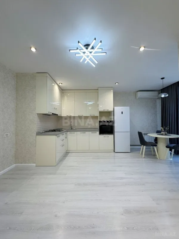 Satılır 2 otaqlı mənzil 52 m²