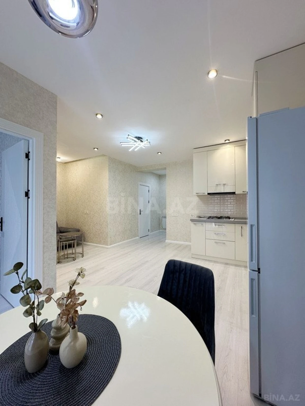 Satılır 2 otaqlı mənzil 52 m²