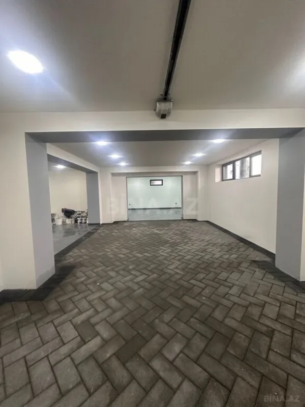 Satılır 6 otaqlı həyət evi 670 m²