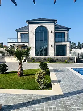 Satılır 6 otaqlı həyət evi 670 m²