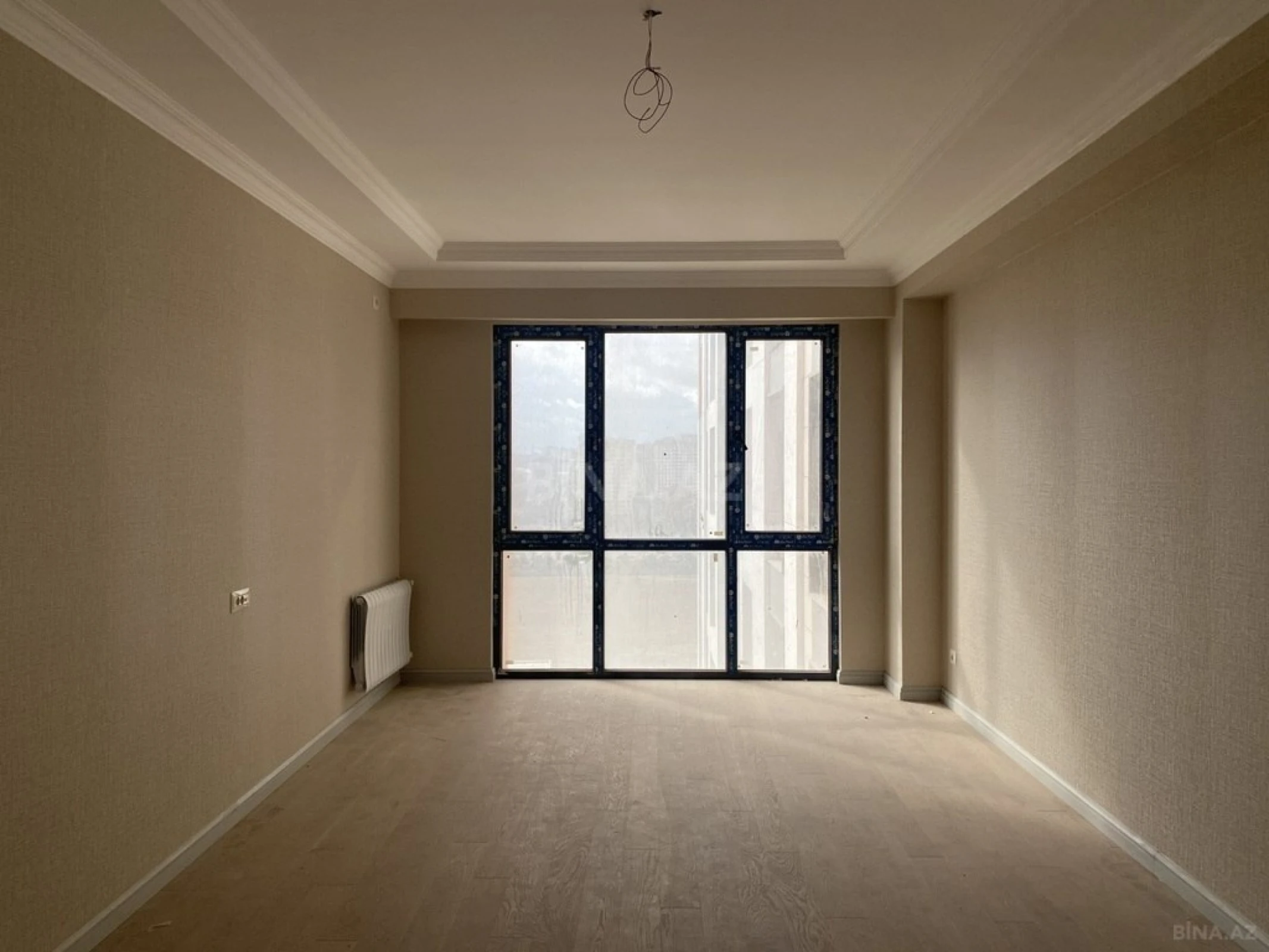 Satılır 3 otaqlı mənzil 110 m²