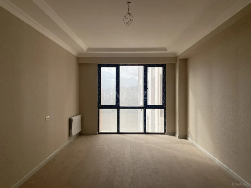 Satılır 3 otaqlı mənzil 110 m²