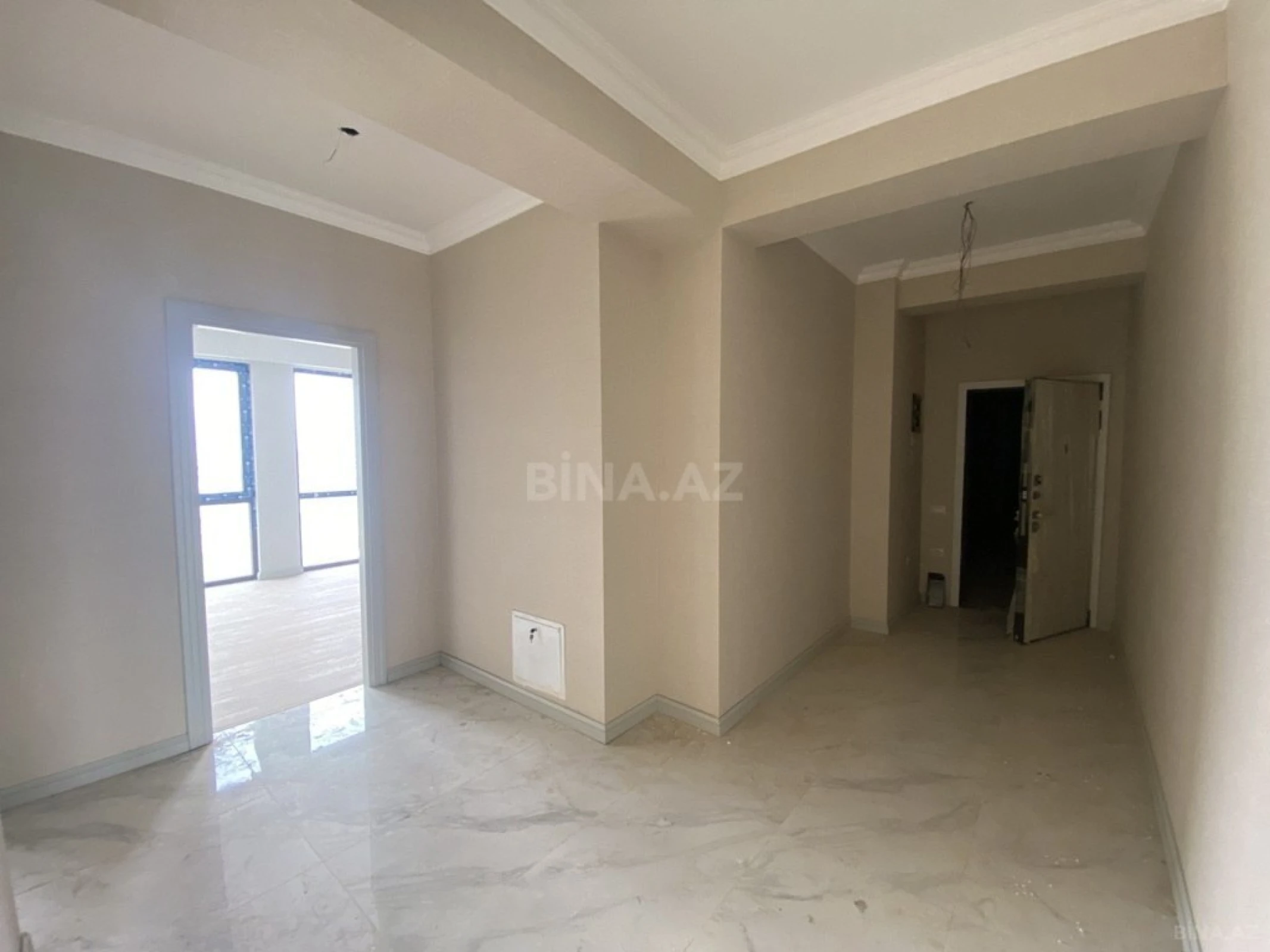 Satılır 3 otaqlı mənzil 110 m²