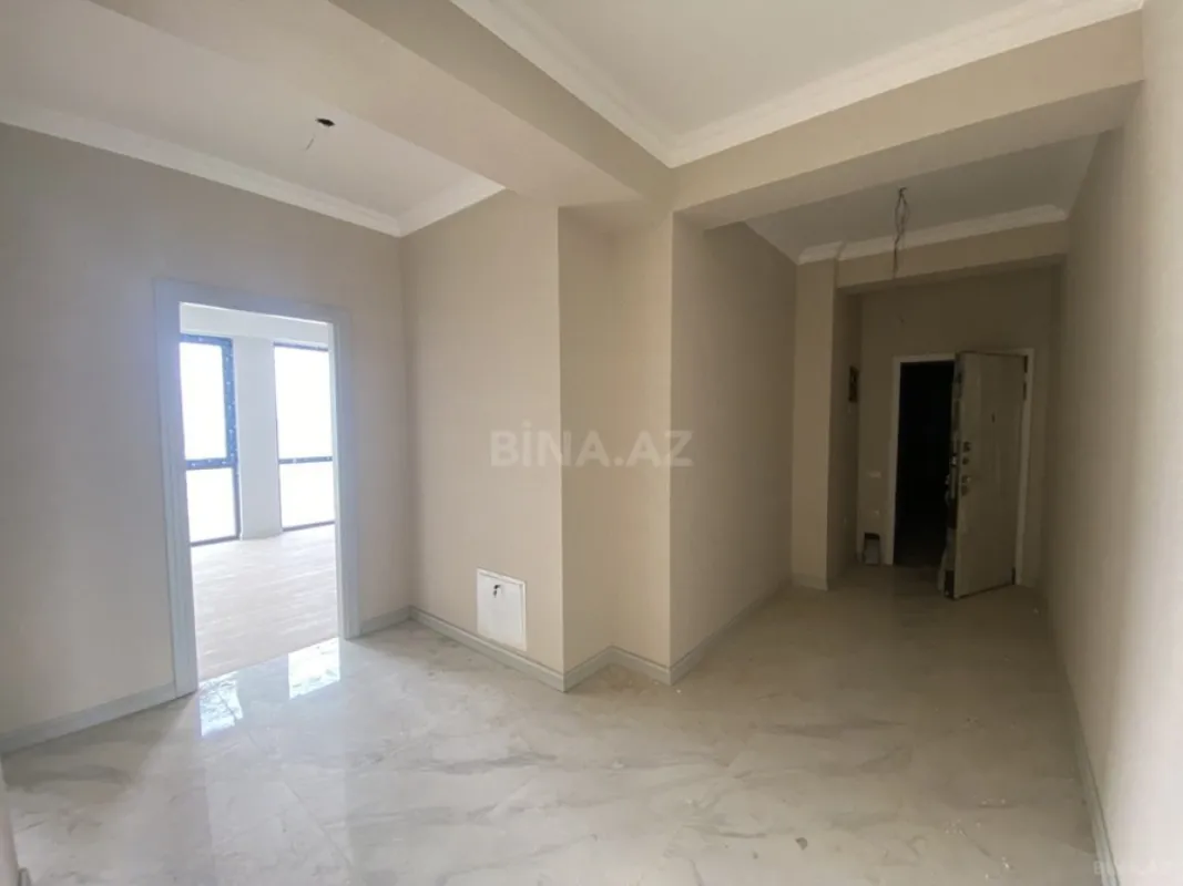 Satılır 3 otaqlı mənzil 110 m²