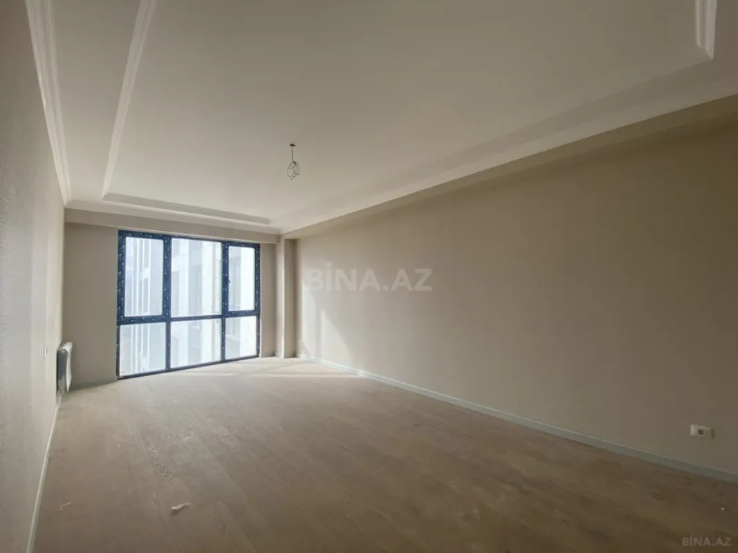 Satılır 3 otaqlı mənzil 110 m²