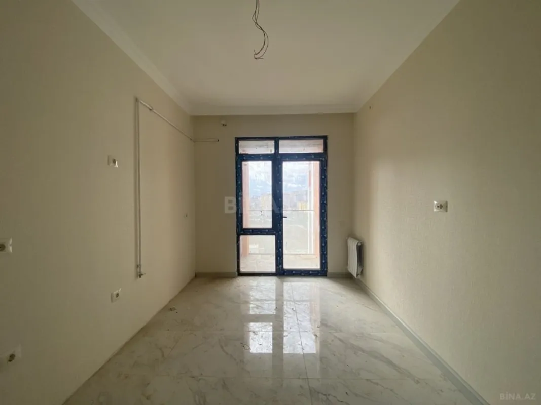 Satılır 3 otaqlı mənzil 110 m²