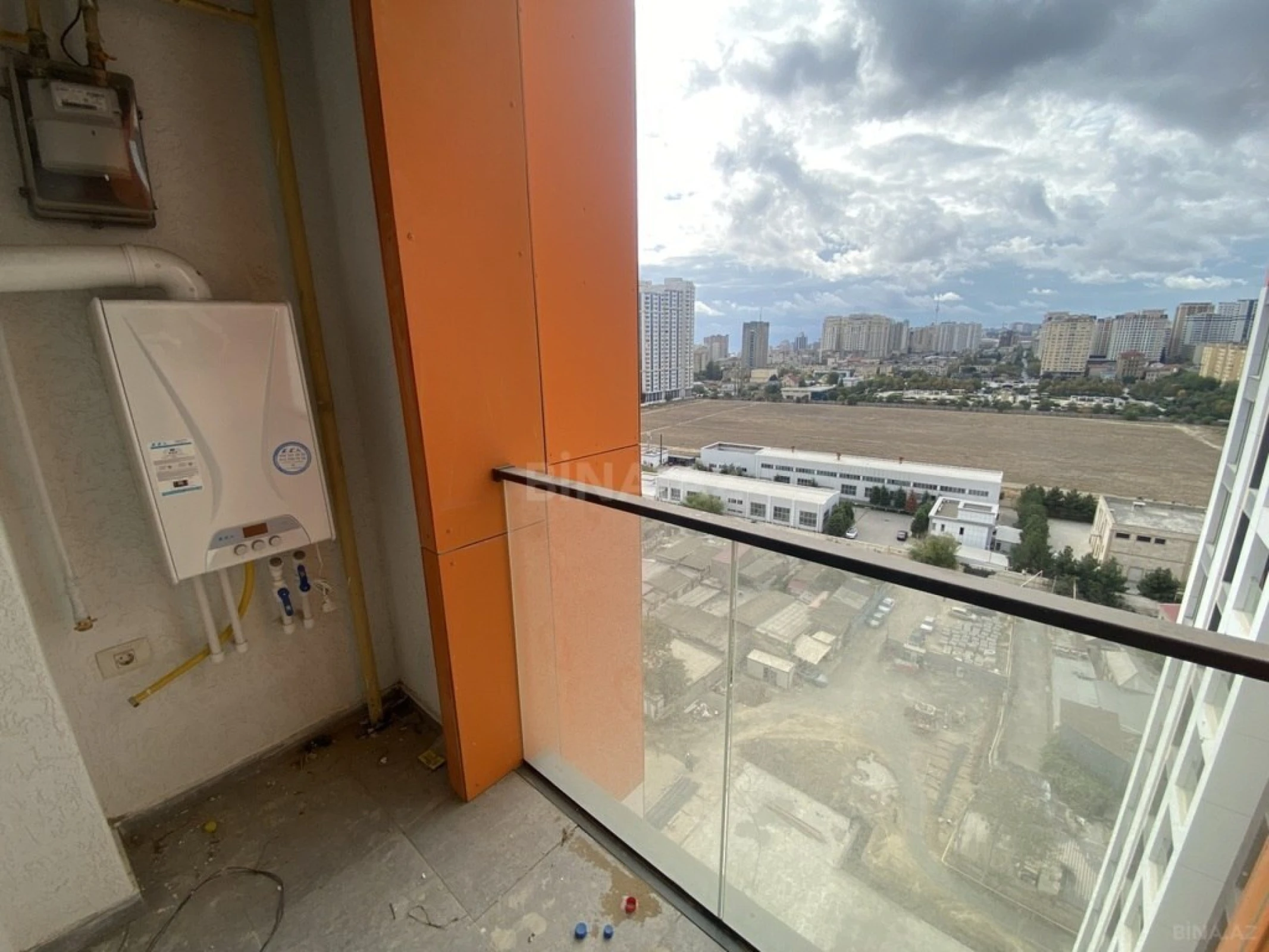 Satılır 3 otaqlı mənzil 110 m²
