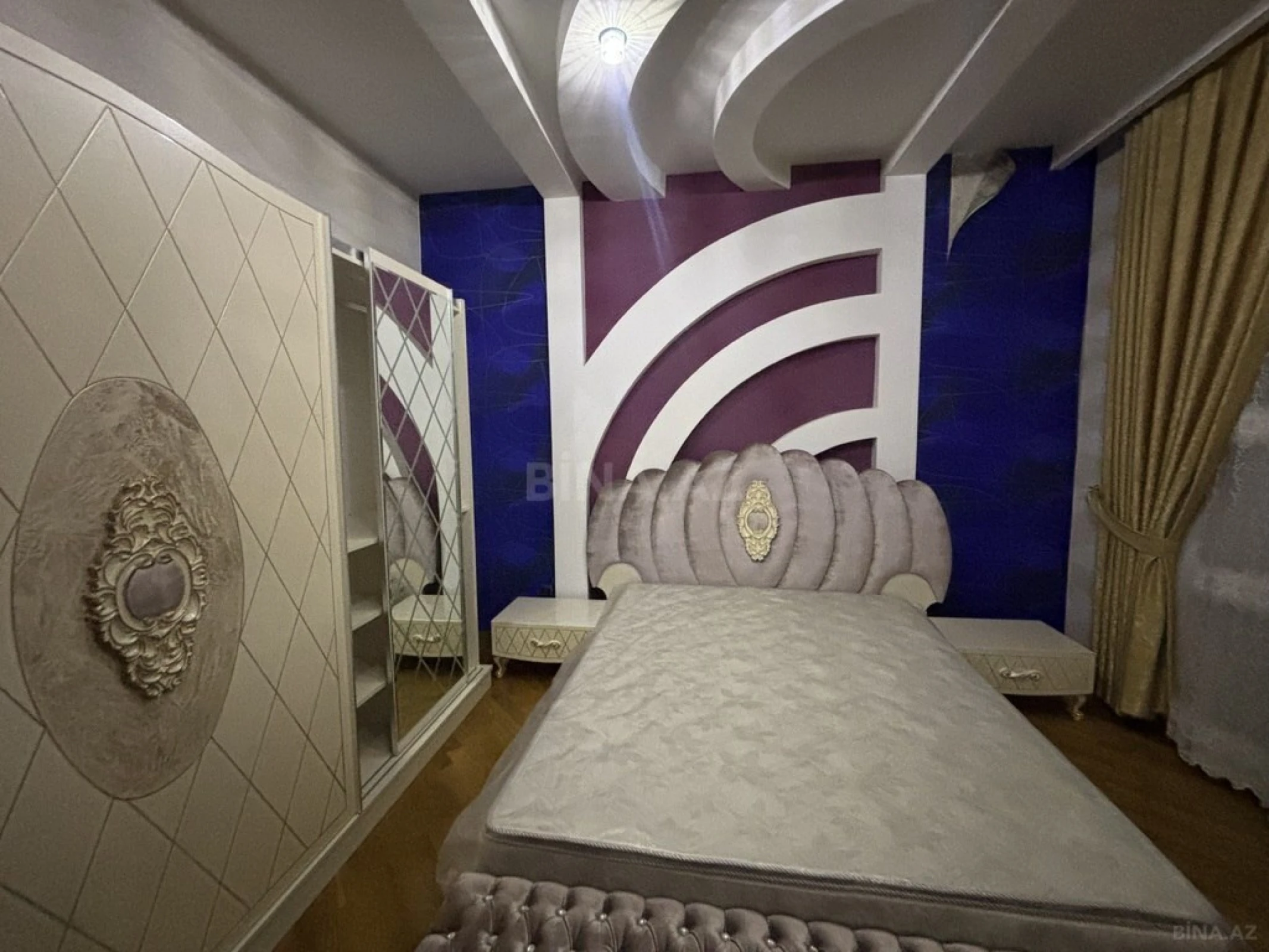 Satılır 6 otaqlı həyət evi 350 m²