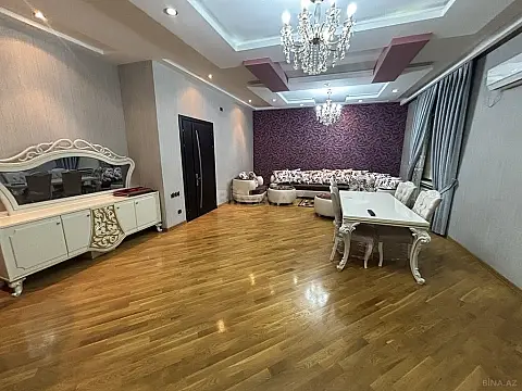 Satılır 6 otaqlı həyət evi 350 m²