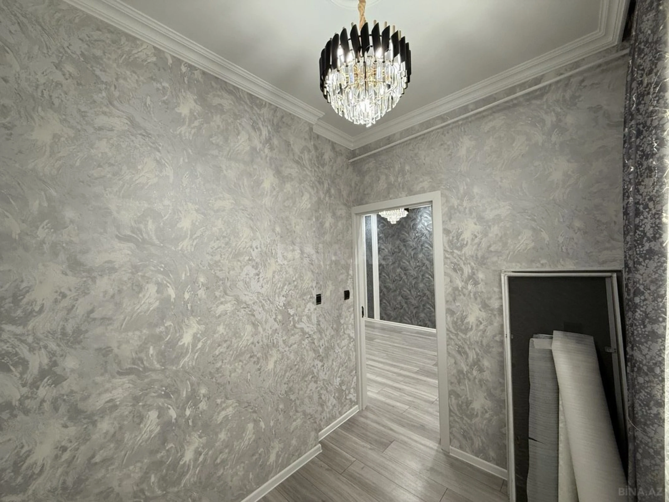 Satılır 2 otaqlı mənzil 42 m²