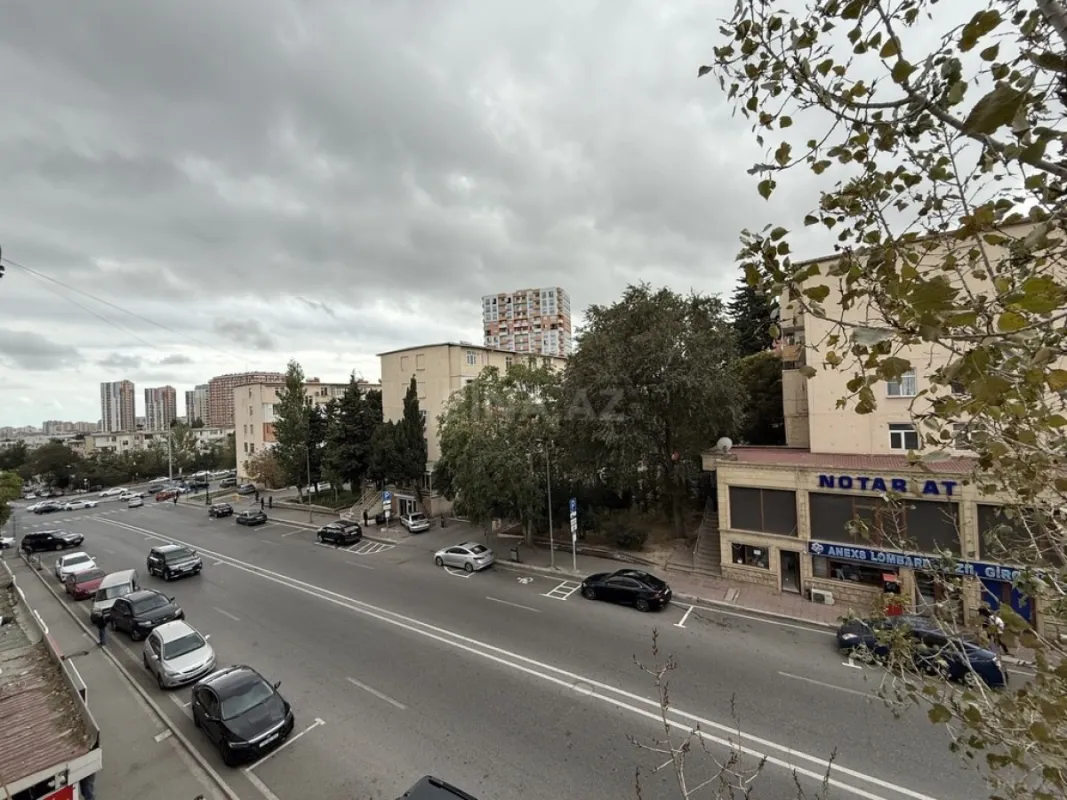 Satılır 2 otaqlı mənzil 42 m²