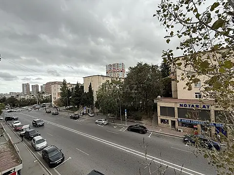 Satılır 2 otaqlı mənzil 42 m² — Bakı, Memar Əcəmi yanı 2 otaq 42.00 m²