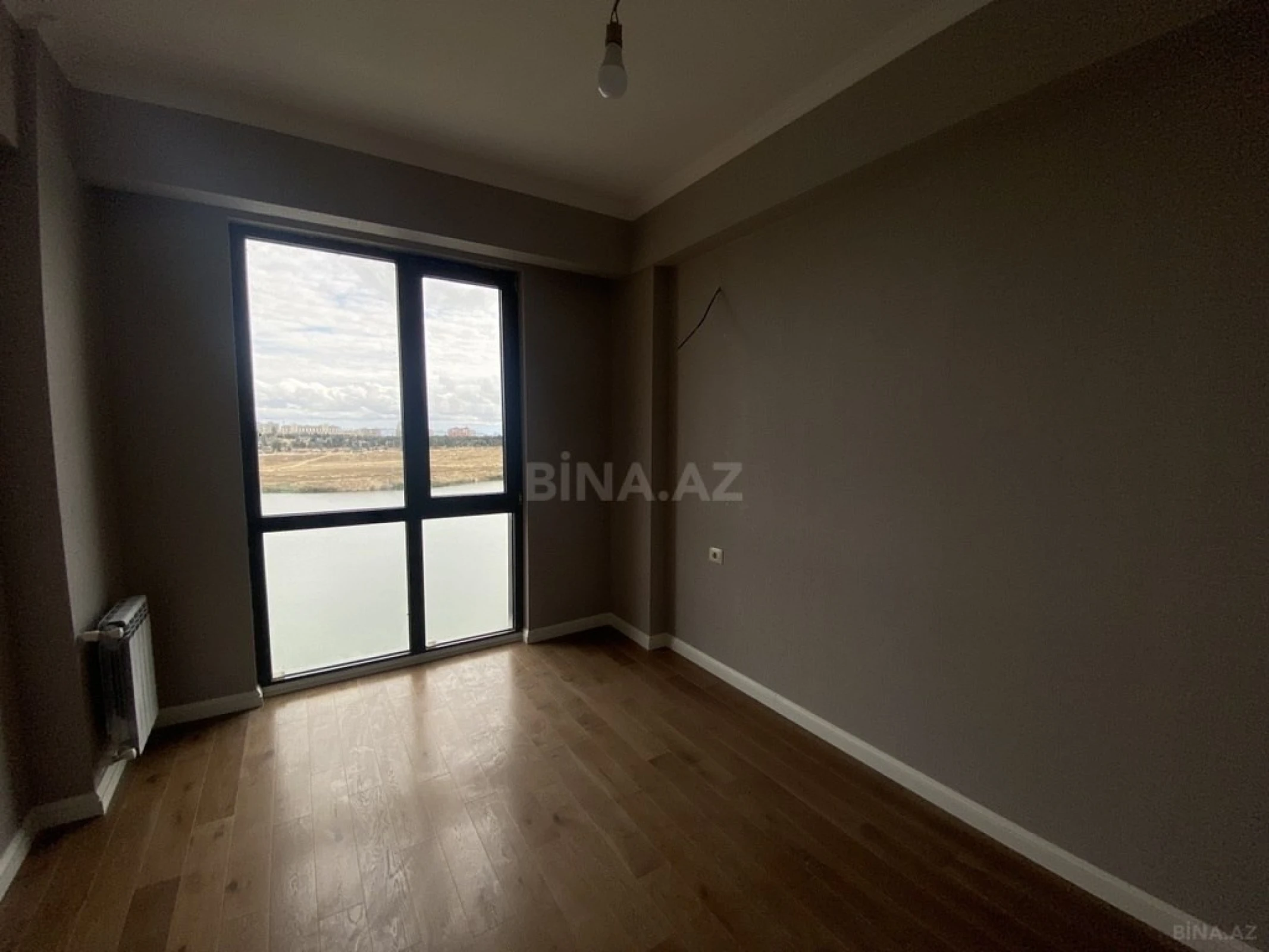 Satılır 3 otaqlı mənzil 72 m²