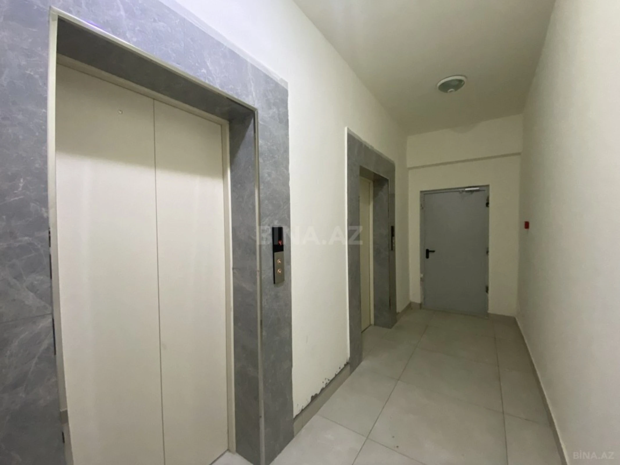 Satılır 3 otaqlı mənzil 72 m²